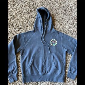 Girls (or women)Santa Cruz hoodie size small